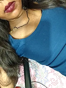Snapshot of Sharmila-Singh chatting on June 27, 2026, 12:22 pm Sharmila-Singh online show from June 27, 2026, 12:22 pm