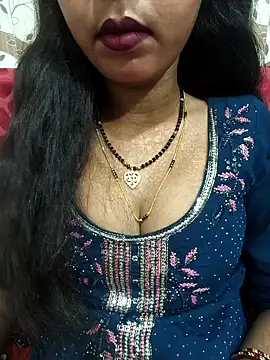 Snapshot of Sharmila-Singh chatting on June 7, 2026, 6:29 am Sharmila-Singh online show from June 7, 2026, 6:29 am