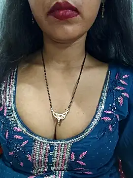Snapshot of Sharmila-Singh chatting on August 1, 2026, 8:34 am Sharmila-Singh online show from August 1, 2026, 8:34 am