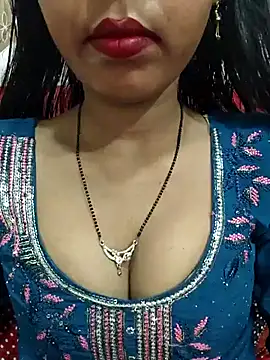 Snapshot of Sharmila-Singh chatting on August 5, 2026, 5:12 am Sharmila-Singh online show from August 5, 2026, 5:12 am