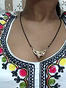Snapshot of Sharmila-Singh chatting on July 17, 2026, 6:54 am Sharmila-Singh online show from July 17, 2026, 6:54 am