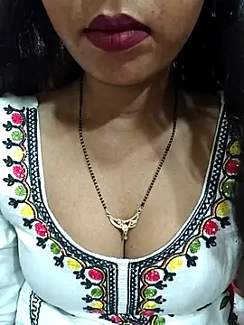 Snapshot of Sharmila-Singh chatting on July 3, 2026, 5:58 am Sharmila-Singh online show from July 3, 2026, 5:58 am