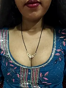 Snapshot of Sharmila-Singh chatting on July 11, 2026, 8:14 am Sharmila-Singh online show from July 11, 2026, 8:14 am