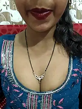 Snapshot of Sharmila-Singh chatting on July 28, 2026, 3:21 pm Sharmila-Singh online show from July 28, 2026, 3:21 pm