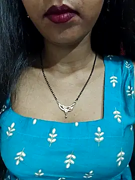 Snapshot of Sharmila-Singh chatting on July 5, 2026, 7:43 pm Sharmila-Singh online show from July 5, 2026, 7:43 pm