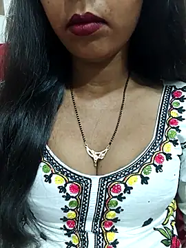Snapshot of Sharmila-Singh chatting on June 25, 2026, 8:08 am Sharmila-Singh online show from June 25, 2026, 8:08 am