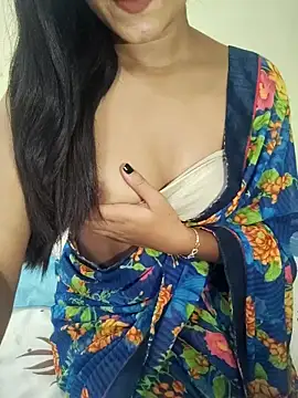 Snapshot of Meenakshi_ chatting on October 29, 2025, 3:27 am Meenakshi online show from October 29, 2025, 3:27 am