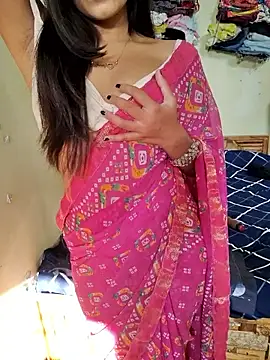 Snapshot of Meenakshi_ chatting on November 4, 2025, 2:15 am Meenakshi online show from November 4, 2025, 2:15 am