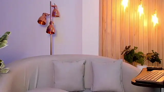 Snapshot of AriRobert_ chatting on September 15, 2025, 4:35 am AriRobert online show from September 15, 2025, 4:35 am