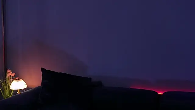 Snapshot of Olivia_Collins1 chatting on October 15, 2025, 2:43 am Olivia Collins1 online show from October 15, 2025, 2:43 am