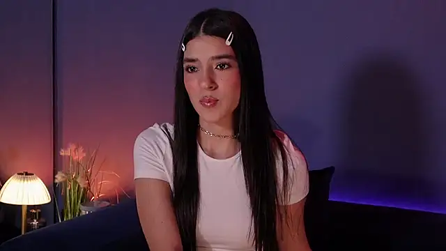 Snapshot of Olivia_Collins1 chatting on March 28, 2026, 10:11 pm Olivia Collins1 online show from March 28, 2026, 10:11 pm