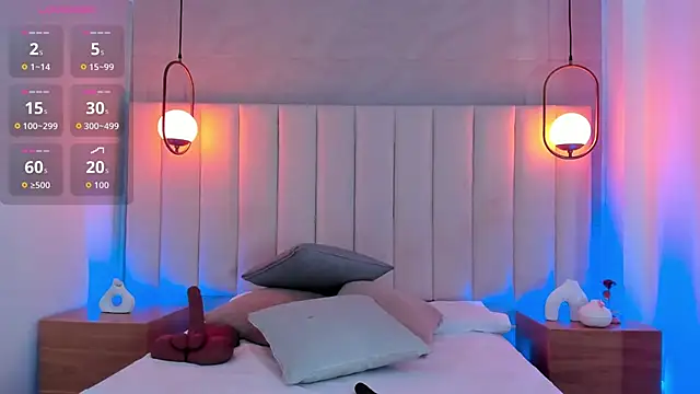 Snapshot of Hanna_Moonlight_ chatting on October 10, 2025, 8:31 pm Hanna Moonlight online show from October 10, 2025, 8:31 pm