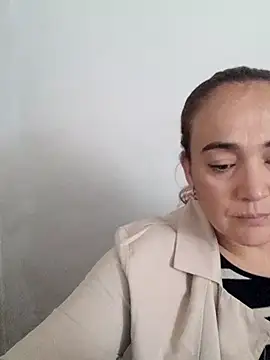 skayhot  online show from January 19, 2026, 3:38 pm