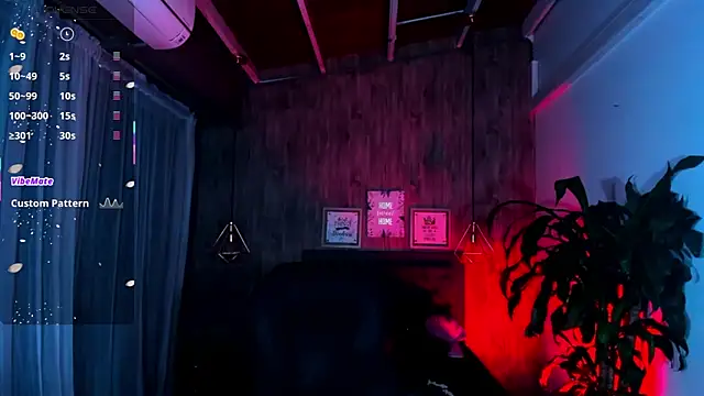 Snapshot of miichael_black chatting on October 31, 2025, 9:43 pm miichael black online show from October 31, 2025, 9:43 pm