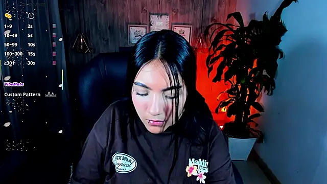 Snapshot of miichael_black chatting on October 10, 2025, 9:15 pm miichael black online show from October 10, 2025, 9:15 pm