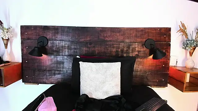 Snapshot of Celeste_sanz chatting on May 29, 2026, 10:54 am Celeste sanz online show from May 29, 2026, 10:54 am