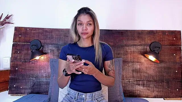 Snapshot of Celeste_sanz chatting on July 17, 2026, 10:56 am Celeste sanz online show from July 17, 2026, 10:56 am