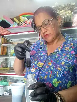 Edged Hot69 online show from October 21, 2025, 2:38 pm