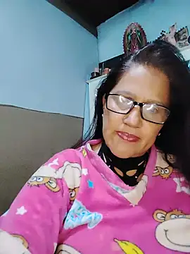 Snapshot of Edged_Hot69 chatting on July 23, 2026, 4:32 am Edged Hot69 online show from July 23, 2026, 4:32 am