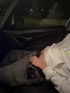 Snapshot of Suukeeta chatting on December 17, 2025, 2:49 am Suukeeta online show from December 17, 2025, 2:49 am