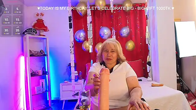 girl amada online show from January 17, 2026, 6:00 pm