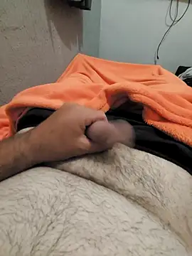 mfreitas005 online show from November 28, 2025, 12:00 am