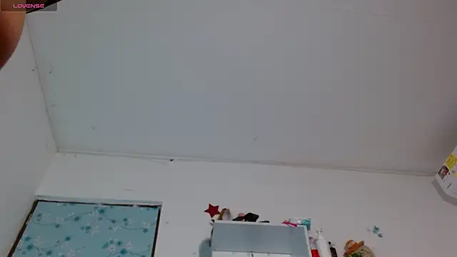 Snapshot of miss_valery2 chatting on October 11, 2025, 4:24 am miss valery2 online show from October 11, 2025, 4:24 am