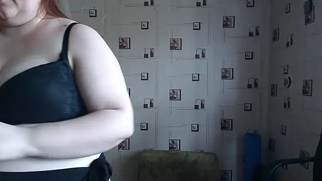Snapshot of TasyaBigTTs chatting on March 31, 2026, 10:17 am TasyaBigTTs online show from March 31, 2026, 10:17 am