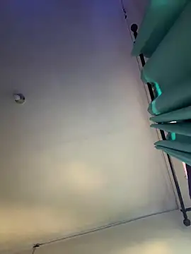 Hornyboyy24 7 online show from February 12, 2026, 3:23 pm