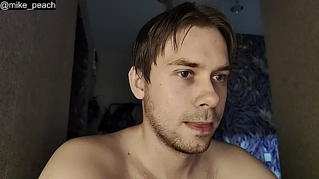 Snapshot of mike_peach chatting on December 5, 2025, 6:12 am mike peach online show from December 5, 2025, 6:12 am