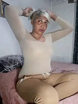 Snapshot of Goodgirlsue_77 chatting on July 5, 2026, 6:59 pm Goodgirlsue 77 online show from July 5, 2026, 6:59 pm