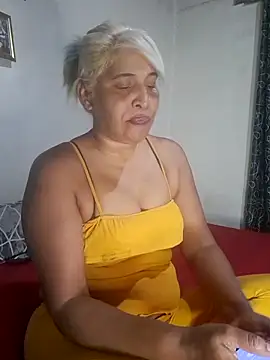Snapshot of Goodgirlsue_77 chatting on August 2, 2026, 6:05 pm Goodgirlsue 77 online show from August 2, 2026, 6:05 pm