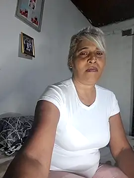 Snapshot of Goodgirlsue_77 chatting on July 18, 2026, 8:12 am Goodgirlsue 77 online show from July 18, 2026, 8:12 am