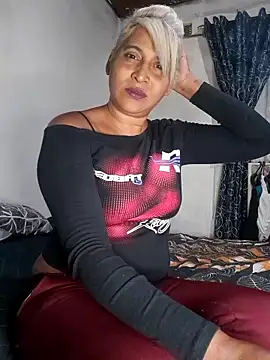 Snapshot of Goodgirlsue_77 chatting on June 3, 2026, 4:23 pm Goodgirlsue 77 online show from June 3, 2026, 4:23 pm
