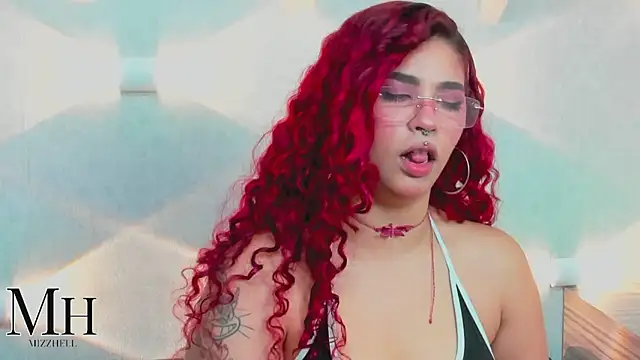 MizzHell online show from March 21, 2026, 3:41 am