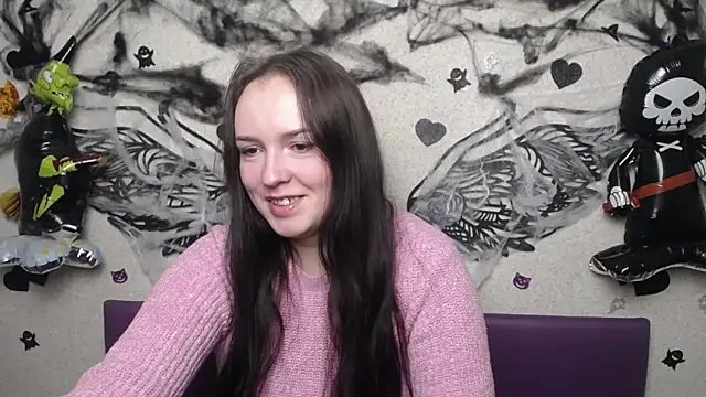 IsabelBlackberry online show from November 1, 2025, 6:08 am