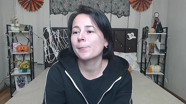 Snapshot of MarieSho chatting on November 12, 2025, 6:12 pm MarieSho online show from November 12, 2025, 6:12 pm