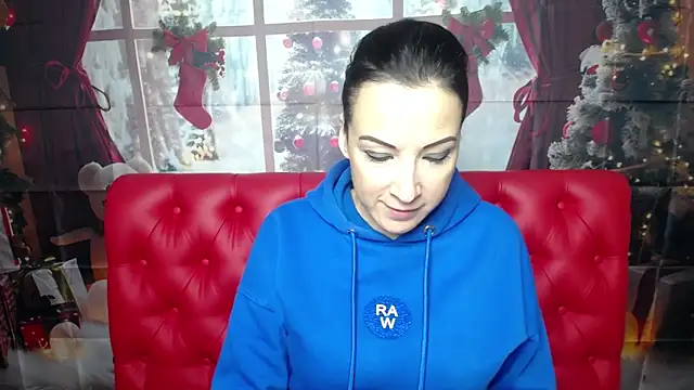 Snapshot of ElizabethSho chatting on December 15, 2025, 6:14 pm ElizabethSho online show from December 15, 2025, 6:14 pm