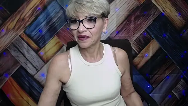 EllaBonito online show from October 9, 2025, 5:30 am