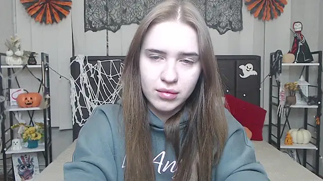 Snapshot of LauraHlot chatting on October 26, 2025, 6:41 pm LauraHlot online show from October 26, 2025, 6:41 pm