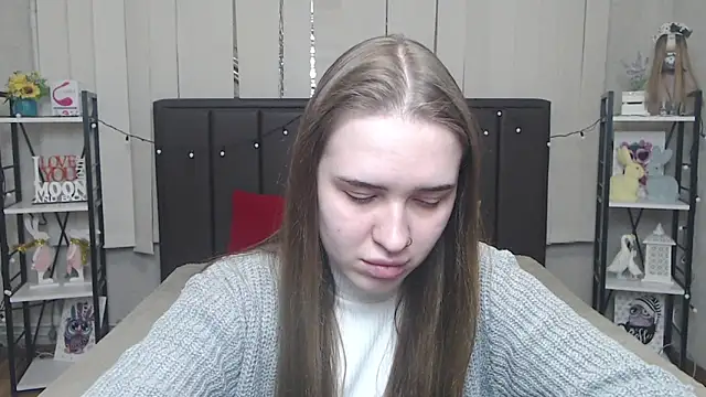 Snapshot of LauraHlot chatting on October 14, 2025, 5:57 pm LauraHlot online show from October 14, 2025, 5:57 pm