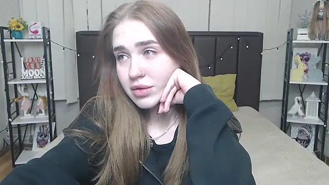 Snapshot of LauraHlot chatting on October 7, 2025, 5:14 pm LauraHlot online show from October 7, 2025, 5:14 pm