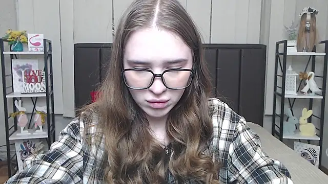 Snapshot of LauraHlot chatting on November 29, 2025, 6:46 am LauraHlot online show from November 29, 2025, 6:46 am