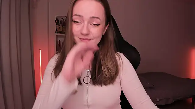 Snapshot of WalkingGirl chatting on January 28, 2025, 9:19 pm WalkingGirl online show from January 28, 2025, 9:19 pm