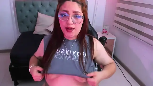Camiila Osorio online show from February 26, 2025, 6:40 am