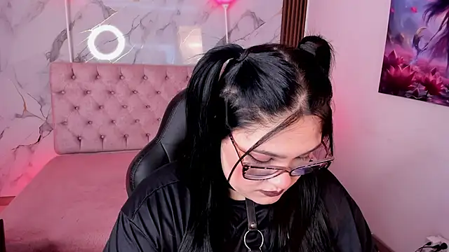 Snapshot of Camiila_Osorio chatting on March 18, 2026, 7:59 pm Camiila Osorio online show from March 18, 2026, 7:59 pm