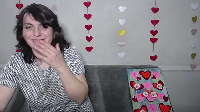 LuciaMii online show from February 17, 2025, 9:10 pm