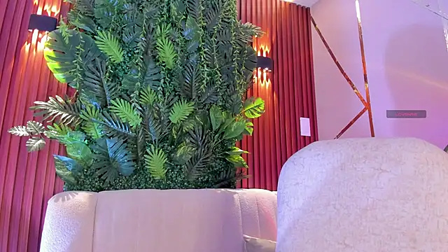 foxxxmegan online show from October 31, 2025, 3:08 pm