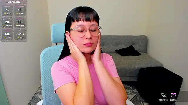 Snapshot of Sofiskies chatting on February 21, 2026, 12:45 am Sofiskies online show from February 21, 2026, 12:45 am