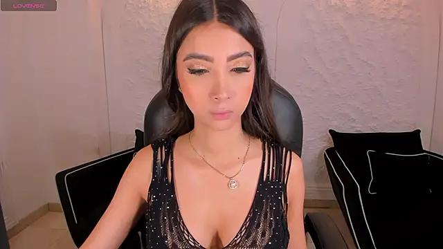 ValeriaVelvet online show from May 5, 2026, 12:19 pm